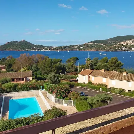 Appt 4 Pers-vue Mer-piscine Et Plages Saint-Raphaël