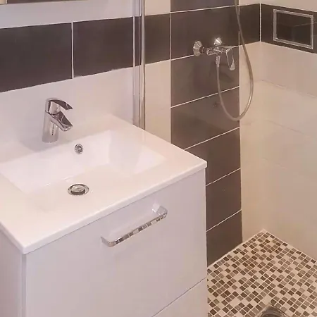 Appartement Appt 4 Pers-vue Mer-piscine Et Plages *