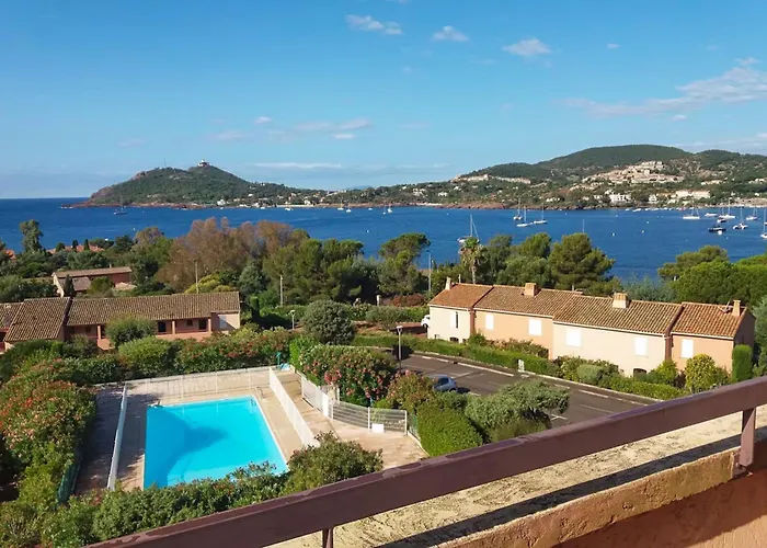 4 Guests Sea View Pool & Beaches Saint-Raphaël